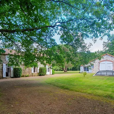 Vakantiehuis In La Boissiere Des Lande